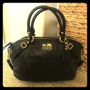 Like New Black Leather Authentic Coach Purse